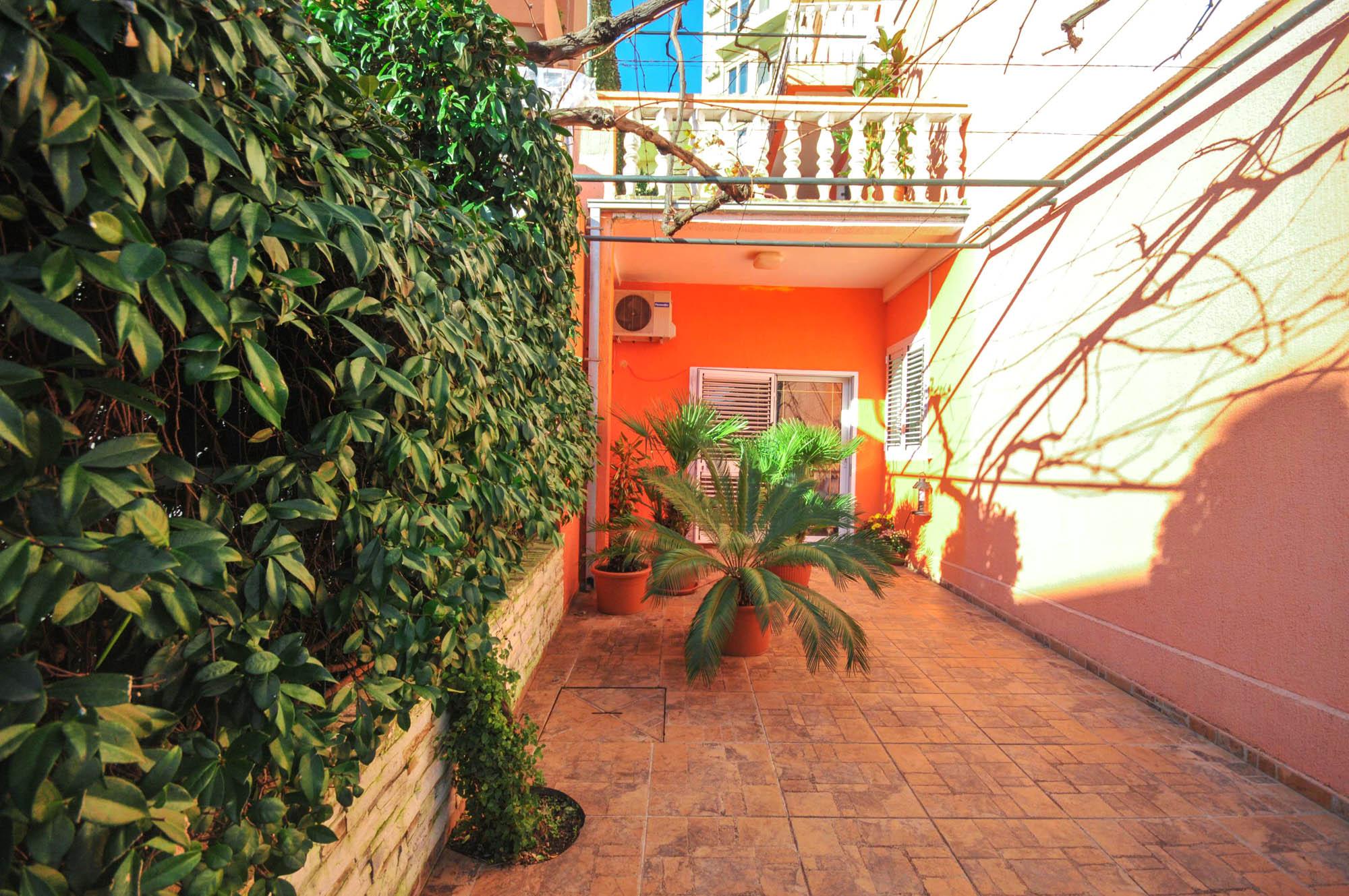 Apartments Orange Μπούντβα Εξωτερικό φωτογραφία